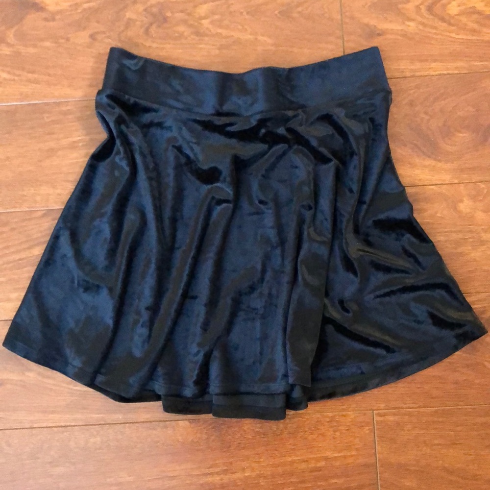 Velour skater skirt